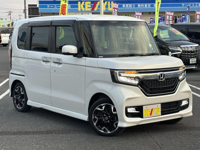 N-BOXカスタム G・Lターボホンダセンシング 禁煙車 純正8型ナビ 両側電動スライド バックカメラ ETC 衝突軽減装置 車線逸脱警報 Bluetoothオーディオ フルセグTV DVD再生 前後ドラレコ ハーフレザー シートヒーター 純正アルミ(25枚目)