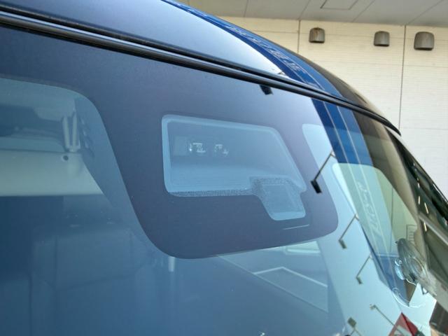 スペーシアカスタム ハイブリッドXSターボ 1オーナー SDナビ 両側電動スライド バックカメラ 衝突軽減装置 車線逸脱警報 Bluetoothオーディオ フルセグTV DVD再生 ハーフレザー シートヒーター LEDヘッドライト 純正アルミ(10枚目)