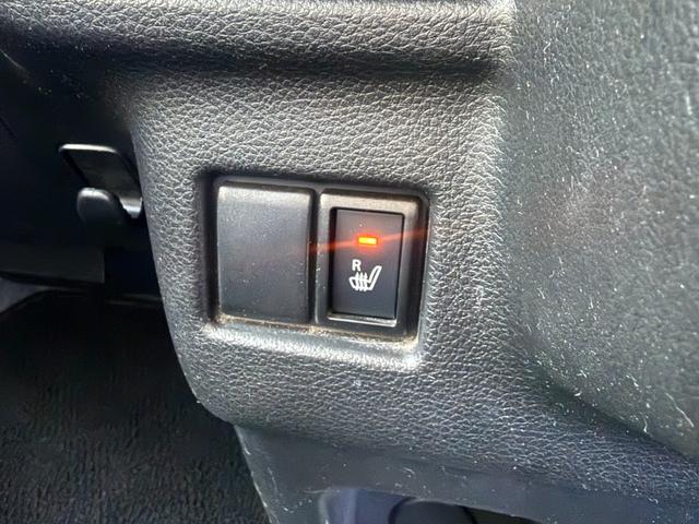 スペーシアカスタム ハイブリッドXSターボ 1オーナー SDナビ 両側電動スライド バックカメラ 衝突軽減装置 車線逸脱警報 Bluetoothオーディオ フルセグTV DVD再生 ハーフレザー シートヒーター LEDヘッドライト 純正アルミ(13枚目)