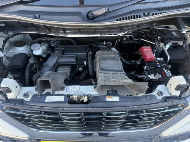 スペーシアカスタム ハイブリッドXSターボ 1オーナー SDナビ 両側電動スライド バックカメラ 衝突軽減装置 車線逸脱警報 Bluetoothオーディオ フルセグTV DVD再生 ハーフレザー シートヒーター LEDヘッドライト 純正アルミ(42枚目)