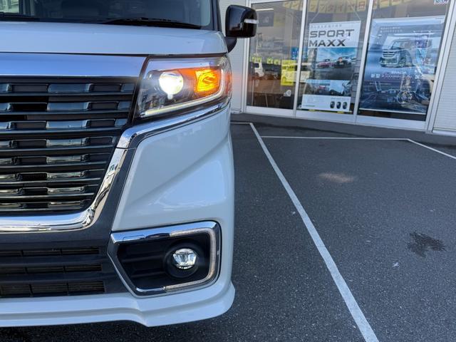 スペーシアカスタム ハイブリッドXSターボ 1オーナー SDナビ 両側電動スライド バックカメラ 衝突軽減装置 車線逸脱警報 Bluetoothオーディオ フルセグTV DVD再生 ハーフレザー シートヒーター LEDヘッドライト 純正アルミ(43枚目)