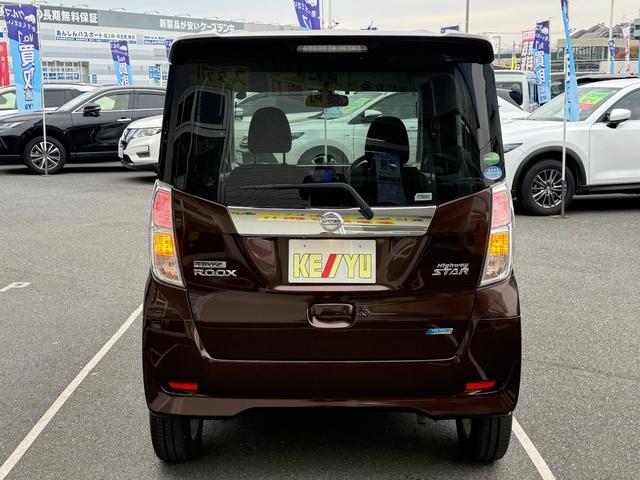 ドライブレコーダーも防犯ケーブルセットにしてご販売しております！当メルセデスのオプション品と同じ物を販売致しております！旅の思い出作りに！煽り運転の防犯に！事故の正確な記録に！