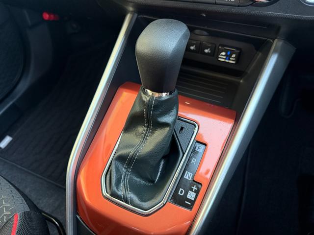 ロッキー Ｇ　禁煙１オーナー車　フルエアロ　純正９型ＳＤナビ　全方位カメラ　ＥＴＣ　衝突軽減装置　車線逸脱警報　Ｂｌｕｅｔｏｏｔｈオーディオ　フルセグＴＶ　前後ドラレコ　ＬＥＤヘッドライト　追従クルコン　純正アルミ（35枚目）