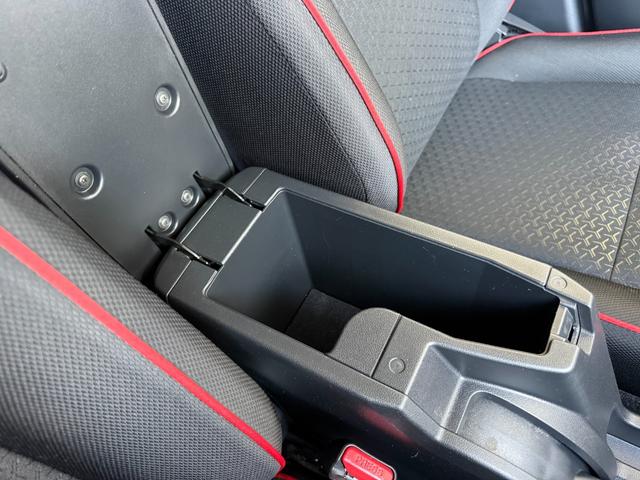 ロッキー Ｇ　禁煙１オーナー車　フルエアロ　純正９型ＳＤナビ　全方位カメラ　ＥＴＣ　衝突軽減装置　車線逸脱警報　Ｂｌｕｅｔｏｏｔｈオーディオ　フルセグＴＶ　前後ドラレコ　ＬＥＤヘッドライト　追従クルコン　純正アルミ（37枚目）