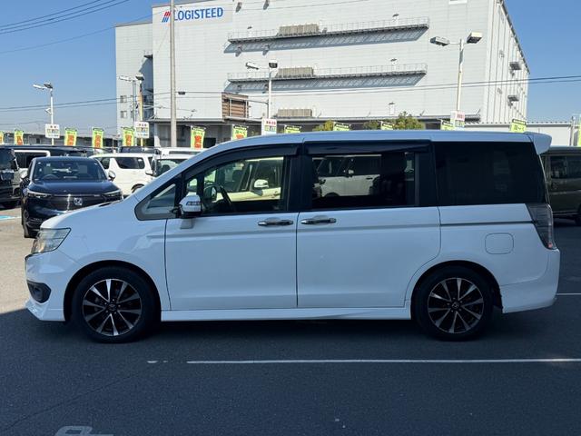 ステップワゴンスパーダ Ｚ　クールスピリット　後期型　８人乗り　純正９型ナビ　後席モニター　両側電動スライド　バックカメラ　ＥＴＣ　フルセグＴＶ　ＤＶＤ再生　ハーフレザー　クルコン　パドルシフト　ドラレコ　スマートキー　ＨＩＤライト　純正アルミ（20枚目）