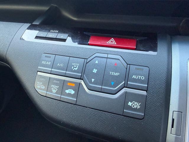 ステップワゴンスパーダ Ｚ　クールスピリット　後期型　８人乗り　純正９型ナビ　後席モニター　両側電動スライド　バックカメラ　ＥＴＣ　フルセグＴＶ　ＤＶＤ再生　ハーフレザー　クルコン　パドルシフト　ドラレコ　スマートキー　ＨＩＤライト　純正アルミ（36枚目）