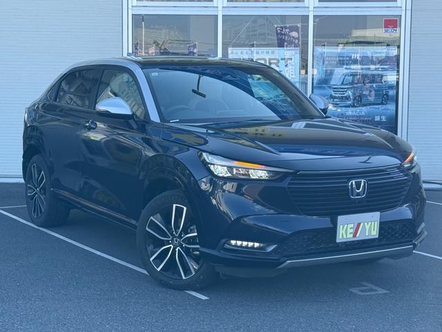 ヴェゼル ｅ：ＨＥＶ　ＰＬａＹ　禁煙１オーナー車　ガラスルーフ　メーカー９型ナビ　全方位カメラ　ＥＴＣ２．０　電動リヤゲート　ホンダセンシング　ＢＳＭ　ＢＴオーディオ　フルセグ　シート＆ステアリングヒーター　前後ドラレコ　純正アルミ（24枚目）