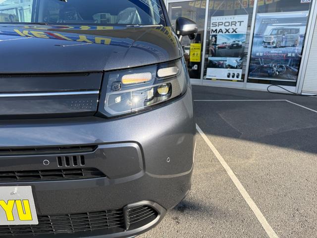 フリード ｅ：ＨＥＶエアー　ＥＸ　登録済未使用車　全方位カメラ　純正１１．４型ナビ　ＥＴＣ２．０　ＢＳＩ・後退出庫サポート　アダプティブドライビングビーム　両側電動スライド　シートヒーター　リアクーラー　パーキングセンサー　専用アルミ（47枚目）