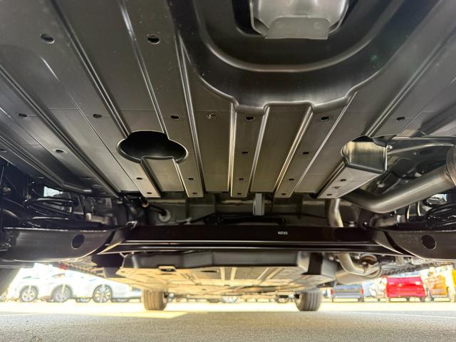 フリード ｅ：ＨＥＶエアー　ＥＸ　登録済未使用車　全方位カメラ　純正１１．４型ナビ　ＥＴＣ２．０　ＢＳＩ・後退出庫サポート　アダプティブドライビングビーム　両側電動スライド　シートヒーター　リアクーラー　パーキングセンサー　専用アルミ（51枚目）