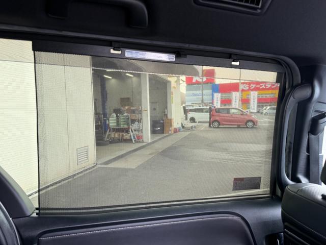 エスクァイア Ｇｉ　禁煙１オーナー　モデリスタフルエアロ　黒革シート　９型ＳＤナビ　後席モニター　両側電動スライド　バックカメラ　ＥＴＣ　衝突軽減装置　車線逸脱警報　Ｂｌｕｅｔｏｏｔｈオーディオ　フルセグＴＶ　ＤＶＤ再生（46枚目）