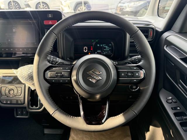 スペーシアギア ハイブリッドＸＺ　ターボ　届出済未使用車　メーカー９型メモリーナビ　全方位カメラ　両側電動スライド　マルチユースフラップ　衝突軽減装置　車線逸脱警報　コーナーセンサー　Ｂｌｕｅｔｏｏｔｈオーディオ　シート＆ステアリングヒーター（31枚目）