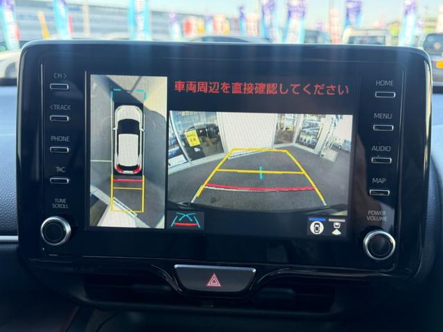 ヤリスクロス ハイブリッドZ 禁煙車 純正9インチディスプレイオーディオ 全方位カメラ ETC2.0 衝突軽減装置 車線逸脱警報 コーナーセンサー Bluetoothオーディオ 電動ハーフレザー シートヒーター LEDヘッドライト(8枚目)