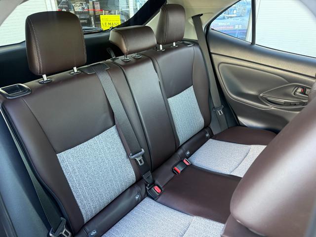 ヤリスクロス ハイブリッドZ 禁煙車 純正9インチディスプレイオーディオ 全方位カメラ ETC2.0 衝突軽減装置 車線逸脱警報 コーナーセンサー Bluetoothオーディオ 電動ハーフレザー シートヒーター LEDヘッドライト(17枚目)