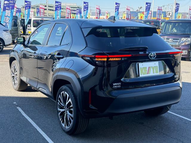 ヤリスクロス ハイブリッドZ 禁煙車 純正9インチディスプレイオーディオ 全方位カメラ ETC2.0 衝突軽減装置 車線逸脱警報 コーナーセンサー Bluetoothオーディオ 電動ハーフレザー シートヒーター LEDヘッドライト(23枚目)