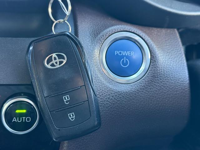 ヤリスクロス ハイブリッドZ 禁煙車 純正9インチディスプレイオーディオ 全方位カメラ ETC2.0 衝突軽減装置 車線逸脱警報 コーナーセンサー Bluetoothオーディオ 電動ハーフレザー シートヒーター LEDヘッドライト(37枚目)