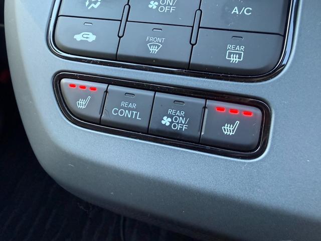 フリード ｅ：ＨＥＶエアー　ＥＸ　禁煙　純正１１．４型ナビ　両側電動スライド　バックカメラ　ＥＴＣ２．０　ＢＳＭ　衝突軽減装置　車線逸脱警報　コーナーセンサー　Ｂｌｕｅｔｏｏｔｈオーディオ　フルセグＴＶ　ＤＶＤ再生　ＬＥＤヘッドライト（12枚目）