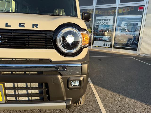 ハスラー タフワイルドターボ 届出済未使用車 メーカー9型ナビ 全方位カメラ 衝突軽減装置 車線逸脱警報 Bluetoothオーディオ フルセグ DVD コーナーセンサー シートヒーター ルーフレール 追従クルコン LEDライト(12枚目)