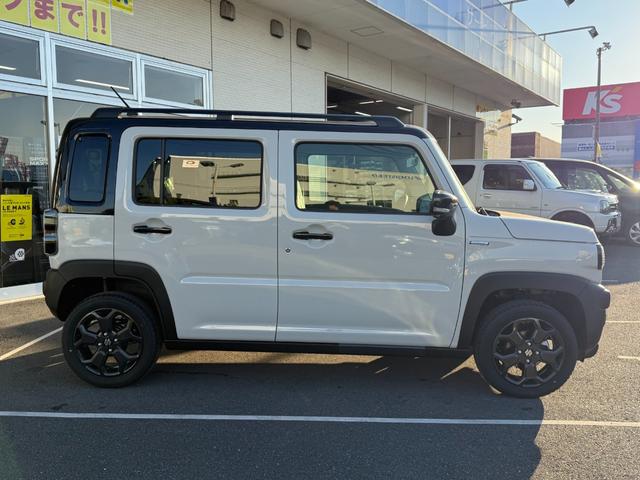 ハスラー タフワイルドターボ 届出済未使用車 メーカー9型ナビ 全方位カメラ 衝突軽減装置 車線逸脱警報 Bluetoothオーディオ フルセグ DVD コーナーセンサー シートヒーター ルーフレール 追従クルコン LEDライト(20枚目)