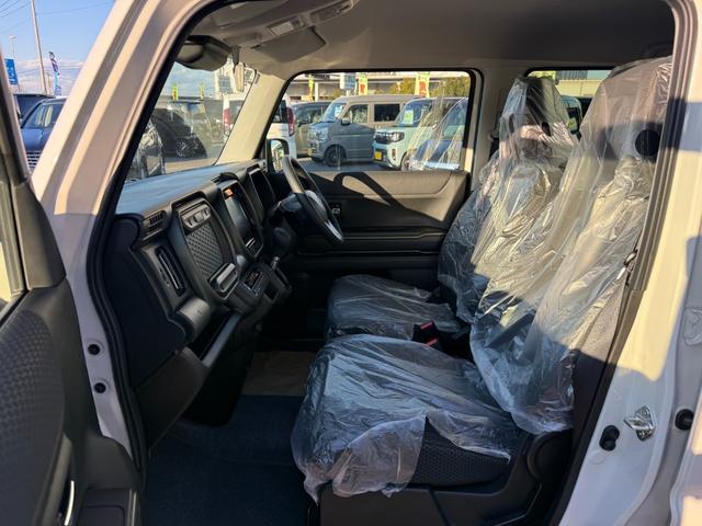 ハスラー タフワイルドターボ 届出済未使用車 メーカー9型ナビ 全方位カメラ 衝突軽減装置 車線逸脱警報 Bluetoothオーディオ フルセグ DVD コーナーセンサー シートヒーター ルーフレール 追従クルコン LEDライト(25枚目)