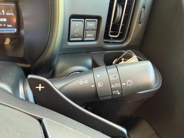 ハスラー タフワイルドターボ 届出済未使用車 メーカー9型ナビ 全方位カメラ 衝突軽減装置 車線逸脱警報 Bluetoothオーディオ フルセグ DVD コーナーセンサー シートヒーター ルーフレール 追従クルコン LEDライト(31枚目)