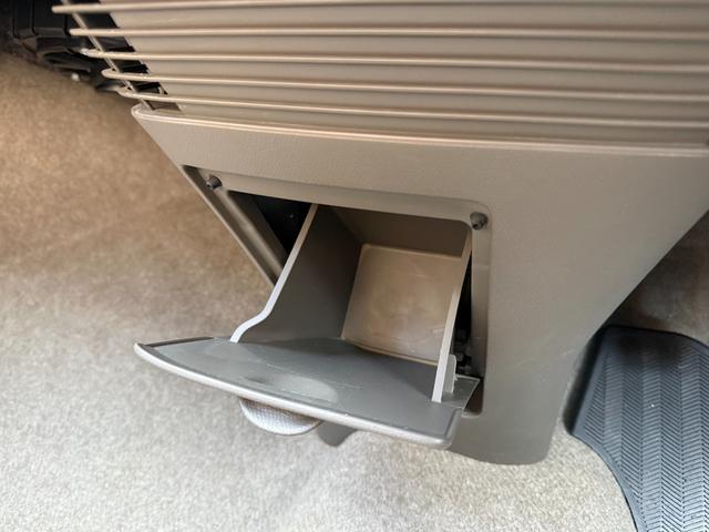 モコ Ｓ　禁煙車　純正オーディオ　ＥＴＣ　キーレス　電動格納ミラー　ＣＤ　ベンチシート　盗難防止装置　ヘッドライトレベライザー　保証書取説有　スペアキー有（30枚目）