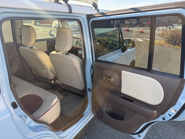 ���W���Ԃ͑S�ԗ��Ɂh�Вc�@�l�����Ԍ���������c��h�̎ԗ���Ԑ��������f�����Ă���܂��B�C�����̗L���͂������A�h�A���̊O�̌������̗L���܂ł��\�������������ł͂Ȃ����ʂɂĂ��n�����Ă���܂���