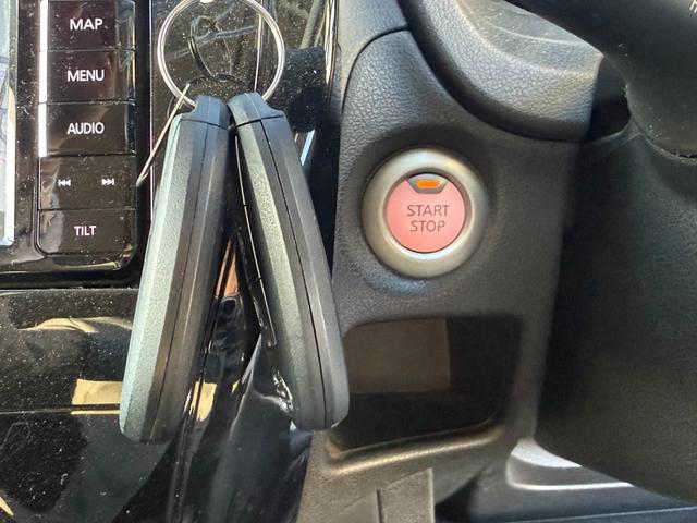 ノート ｅ－パワー　Ｘ　禁煙車　ＳＤナビ　全方位カメラ　ＥＴＣ　衝突軽減装置　車線逸脱警報　デジタルインナーミラー　コーナーセンサー　Ｂｌｕｅｔｏｏｔｈオーディオ　フルセグＴＶ　ＤＶＤ再生　ＬＥＤヘッドライト　夏冬タイヤ有（11枚目）