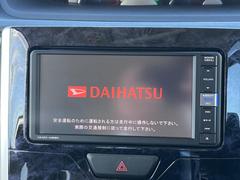 【全方位カメラ】付で方向確認も安心です。狭い駐車場や後方確認しにくい場所で活躍します♪駐車が苦手な方にもオススメな便利機能です！ 7