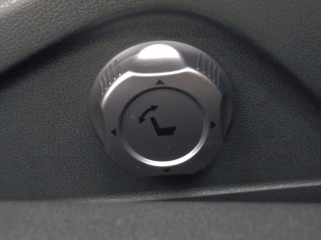 ベースグレード 禁煙車 カーウイングスナビ Bカメラ DVD CD Bluetooth ETC HID オートライト クルコン インテリジェントキー 黒革コンビシート BILSTEIN可変ダンパー 純正OP20AW(61枚目)