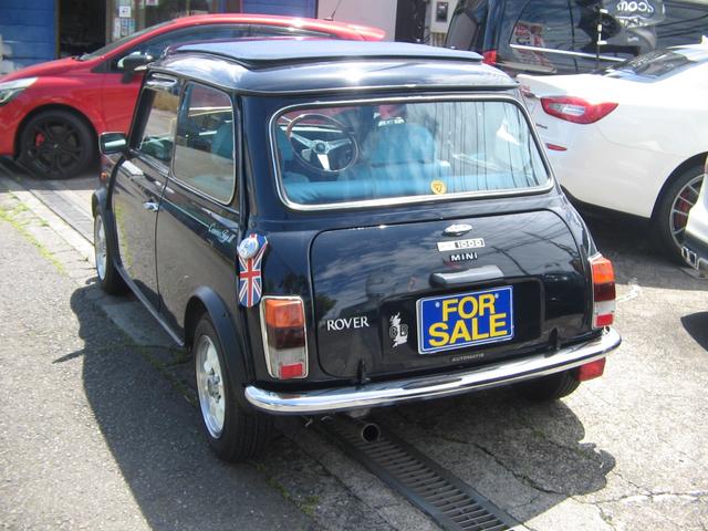 キャンバストップ最終モデルキャブデーラー車(9枚目)