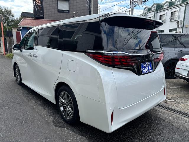 アルファード Ｚ　左右独立ムーンルーフ／両側パワースライドドア／デジタルインナーミラー／パノラミックビューモニター／ＬＥＤヘッドライトシートヒーター／黒革調シート／ドラレコ／ＥＴＣ２．０／記録簿／禁煙車（5枚目）