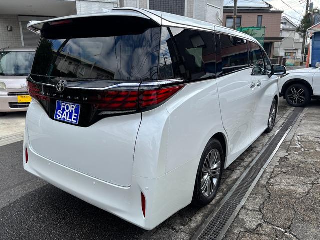アルファード Ｚ　左右独立ムーンルーフ／両側パワースライドドア／デジタルインナーミラー／パノラミックビューモニター／ＬＥＤヘッドライトシートヒーター／黒革調シート／ドラレコ／ＥＴＣ２．０／記録簿／禁煙車（7枚目）