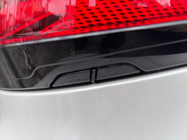 アルファード Ｚ　左右独立ムーンルーフ／両側パワースライドドア／デジタルインナーミラー／パノラミックビューモニター／ＬＥＤヘッドライトシートヒーター／黒革調シート／ドラレコ／ＥＴＣ２．０／記録簿／禁煙車（38枚目）