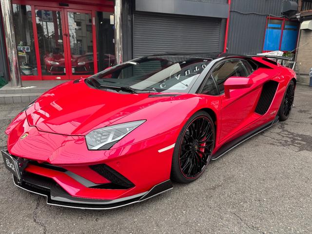 アヴェンタドール S 4WD/正規ディーラー車/リープデザインカーボンエアロ/パワークラフトマフラー/Fリフター/ガラスエンジンフード/センターロック20AW/バックカメラ/デジタルインナーミラー/ETC/記録簿/禁煙車(2枚目)