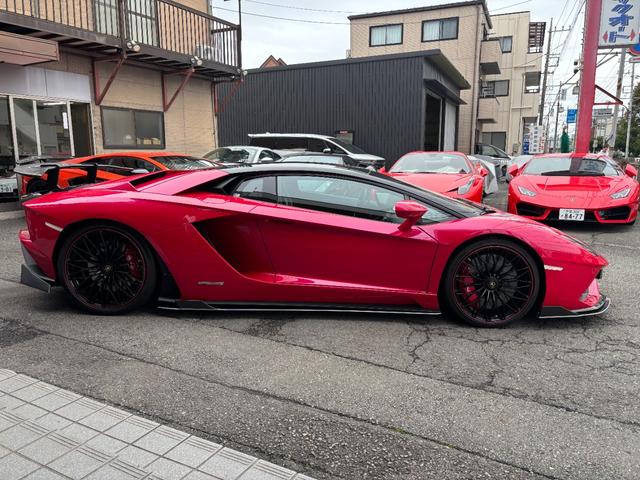 アヴェンタドール S 4WD/正規ディーラー車/リープデザインカーボンエアロ/パワークラフトマフラー/Fリフター/ガラスエンジンフード/センターロック20AW/バックカメラ/デジタルインナーミラー/ETC/記録簿/禁煙車(10枚目)