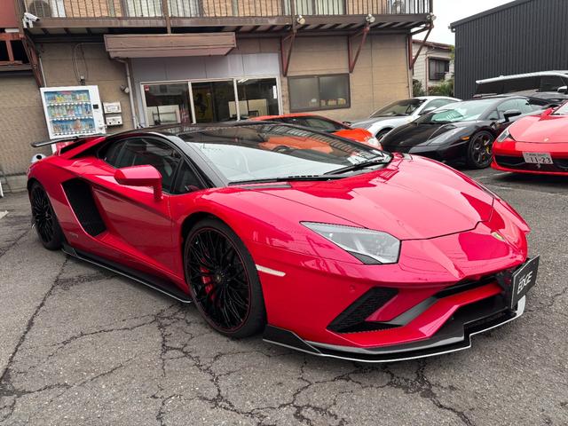 アヴェンタドール S 4WD/正規ディーラー車/リープデザインカーボンエアロ/パワークラフトマフラー/Fリフター/ガラスエンジンフード/センターロック20AW/バックカメラ/デジタルインナーミラー/ETC/記録簿/禁煙車(11枚目)