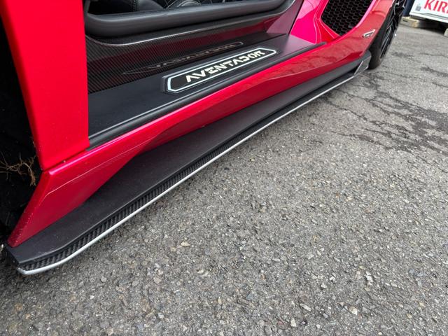 アヴェンタドール S 4WD/正規ディーラー車/リープデザインカーボンエアロ/パワークラフトマフラー/Fリフター/ガラスエンジンフード/センターロック20AW/バックカメラ/デジタルインナーミラー/ETC/記録簿/禁煙車(14枚目)