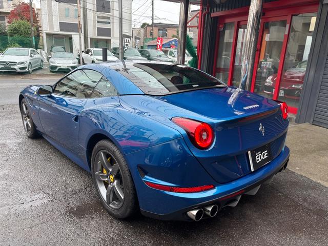 FERRARI CALIFORNIA T BASE GRADE
