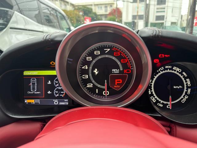 FERRARI CALIFORNIA T BASE GRADE