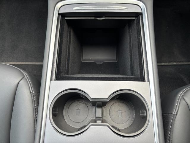 全国どこでもお車をお届けいたします！近隣の方はもちろん、遠方の方もお気軽にお問い合わせ下さい！日本全国、当店のネットワークで格安陸送にてお届け致します！♪お問い合わせは「０４２−７０５−４８８９」