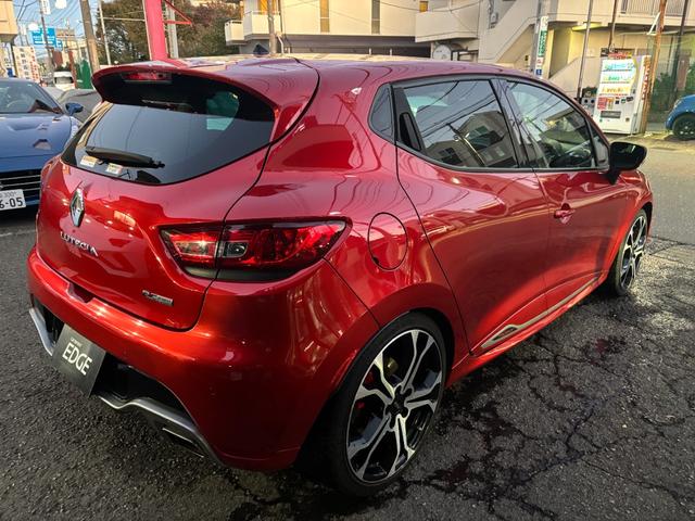 ルーテシア ルノースポール トロフィー 正規ディーラー車/220PSターボ/6AT/純正18インチアルミ/パドルシフト/ディスプレイオーディオ/クリアランスソナー/クルーズコントロール/ETC/ドラレコ/カードキー/記録簿/禁煙車(6枚目)