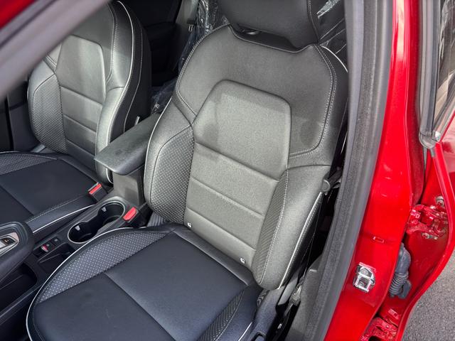 お買い得車入庫しました！！無事故車専門店！！高品質なお車を格安でご提供致します！！程度重視の品揃えを厳しいプロの目で行っており、在庫に自信があります！！お問い合わせは「０４２−７０５−４８８９」