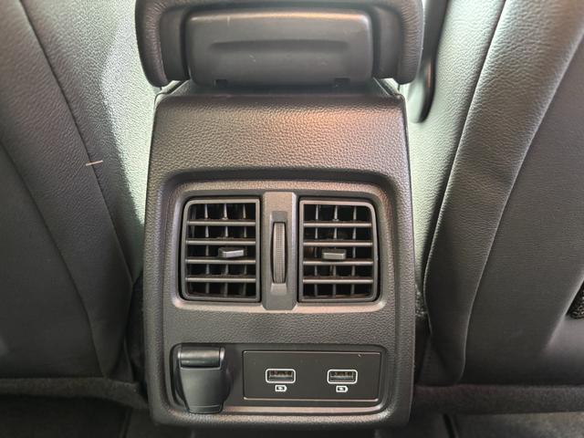 お買い得車入庫しました！！無事故車専門店！！高品質なお車を格安でご提供致します！！程度重視の品揃えを厳しいプロの目で行っており、在庫に自信があります！！お問い合わせは「０４２−７０５−４８８９」