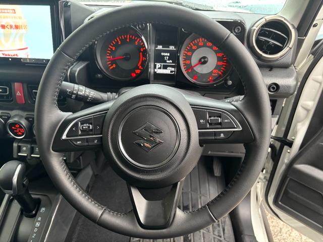ジムニーノマド ＦＣ　４ＷＤ／セーフティサポート／アダプティブクルーズ／コーナーセンサー／車線逸脱警報／シートヒーター／ＬＥＤヘッド／社外１６アルミ／オートハイビーム／オートエアコン／ダウンヒルアシスト／記録簿／禁煙車（13枚目）