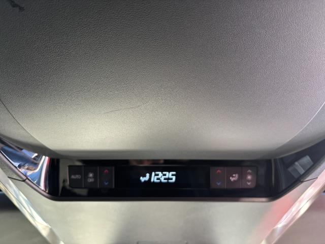 アルファード Z 左右独立ムーンルーフ/両側パワースライドドア/デジタルインナーミラー/パノラミックビューモニター/純正ナビリアモニター/シート・ハンドルヒーター/黒革調シート/ドラレコ/ETC2.0/記録簿/禁煙車(33枚目)