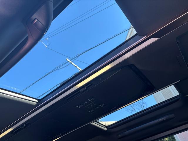 アルファード Z 左右独立ムーンルーフ/両側パワースライドドア/デジタルインナーミラー/パノラミックビューモニター/純正ナビリアモニター/シート・ハンドルヒーター/黒革調シート/ドラレコ/ETC2.0/記録簿/禁煙車(34枚目)