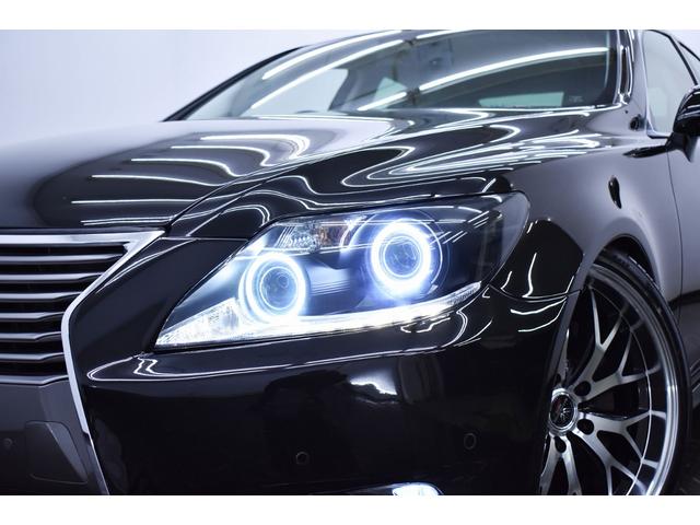LS460 黒革・後期仕様・特別1年保証付車・走行無制限・新品フルエアロ・新品ホイール・新品タイヤ・4連イカリングBLACKライト・クリアランスS・音楽録音・DVD再生・Bluetooth・レーダー・クルコン(16枚目)