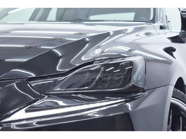 ＩＳ ＩＳ３００ｈ　バージョンＬ　本革・新品現行仕様スピンドルフェイス・新品アルミホイール・新品タイヤ・ＢＬＡＣＫカスタムライト・ＢＬＡＣＫカスタムテール・特別１年保証・走行無制限・レーダークルーズ・パドルシフト・Ｂｌｕｅｔｏｏｔｈ（23枚目）