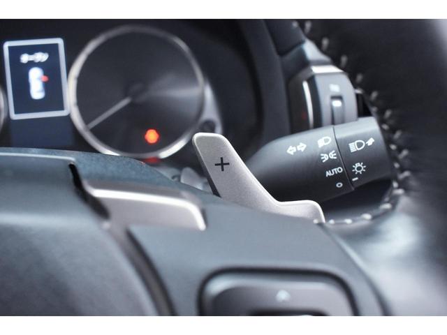 ＩＳ ＩＳ３００ｈ　バージョンＬ　本革・新品現行仕様スピンドルフェイス・新品アルミホイール・新品タイヤ・ＢＬＡＣＫカスタムライト・ＢＬＡＣＫカスタムテール・特別１年保証・走行無制限・レーダークルーズ・パドルシフト・Ｂｌｕｅｔｏｏｔｈ（58枚目）