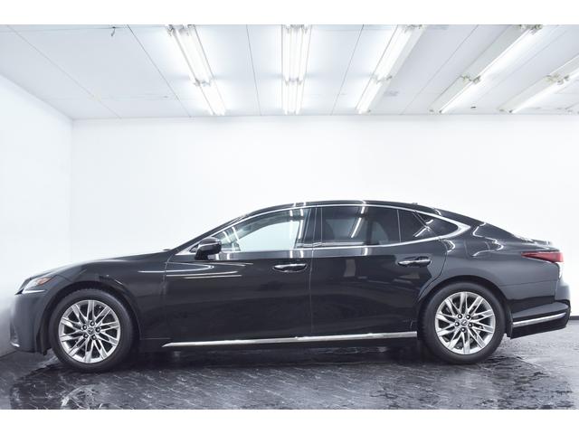 LS LS500 本革・LEXUSセーフティシステム・特別1年保証・走行無制限・レーダークルーズ・クリアランスソナー・360°カメラ・パワートランク・パドルシフト・地デジ・Bluetooth接続・記録簿・ワンオーナー(17枚目)
